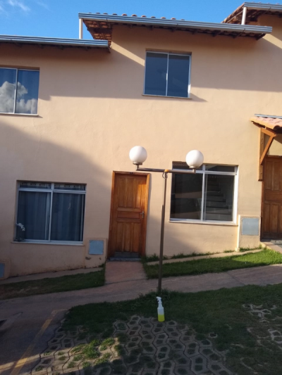 CASA GEMINADA | COND. NOVO ORIENTE | 2 ANDARES | 2 QTOS | SÃO JOSÉ DA LAPA / MG